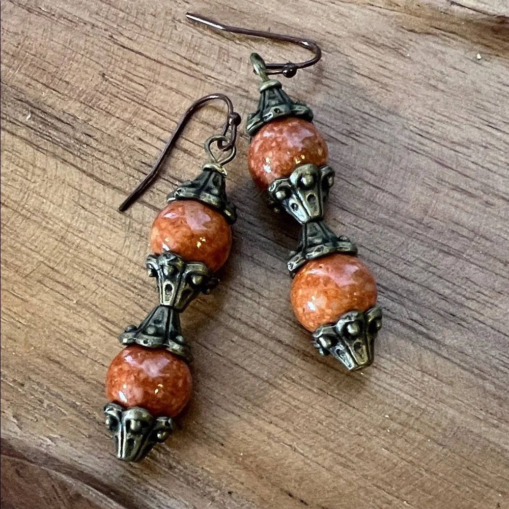 Elegant Carnelian Agate Beaded Earrings - Picture 1 of 4